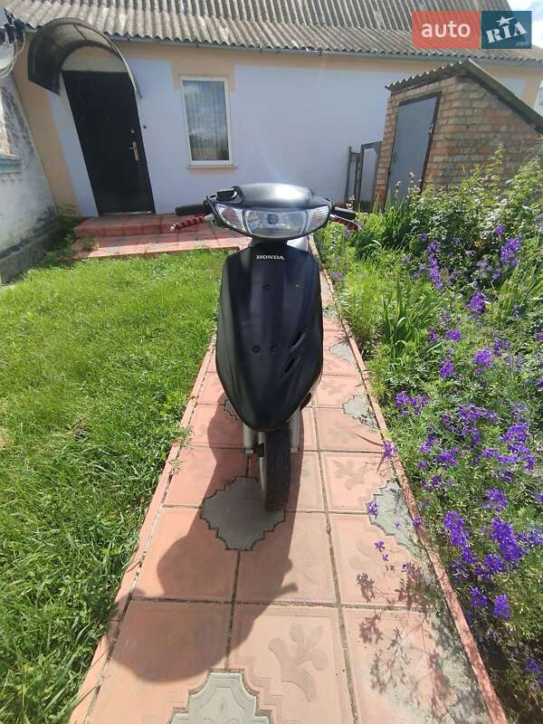 Мопеди Honda Dio AF-35 2000 в Сквирі фото Мопеди Honda Dio AF-35 2000 в Сквирі