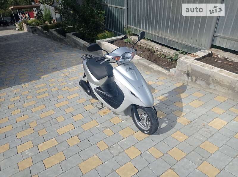 Вантажні моторолери, мотоцикли, скутери, мопеди Honda Dio AF-56 2004 в Тернополі