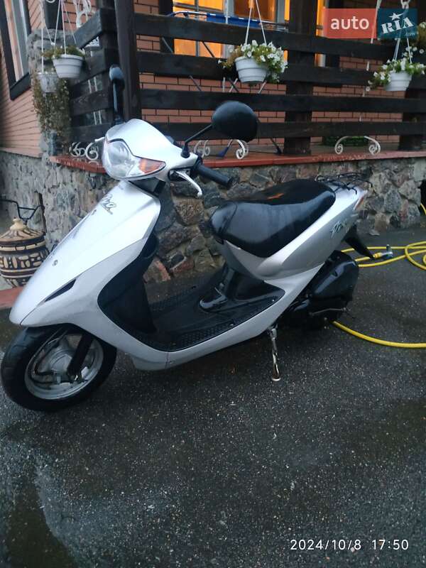 Honda Dio AF-56 2004