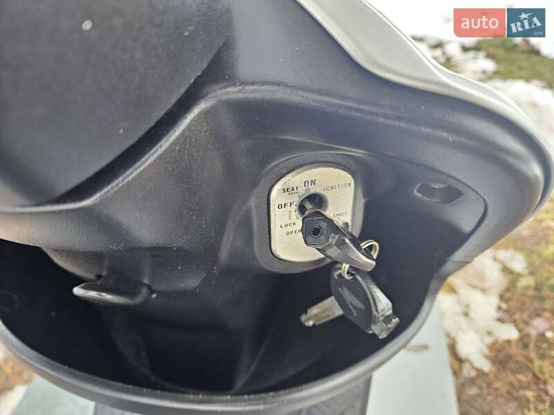 Скутер Honda Dio AF-63 2004 в Южноукраинске