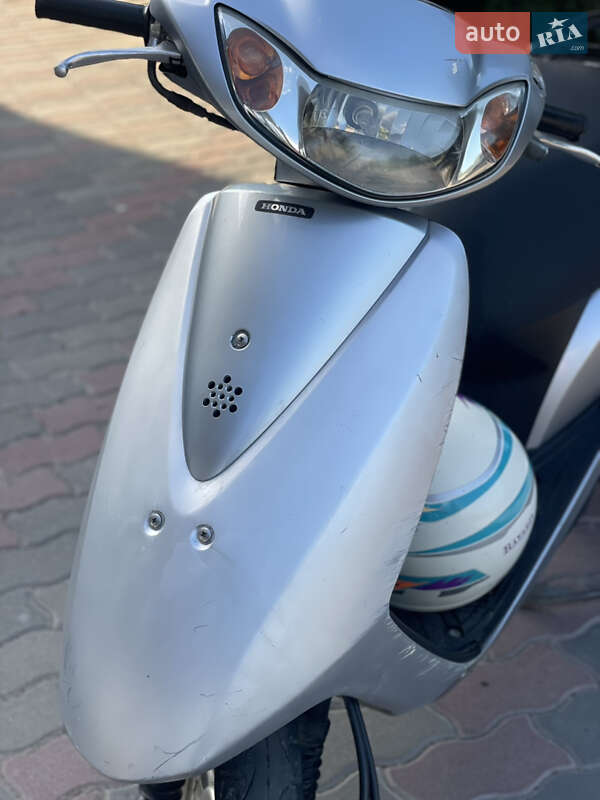 Мопеды Honda Dio AF-68 2011 в Кельменцах