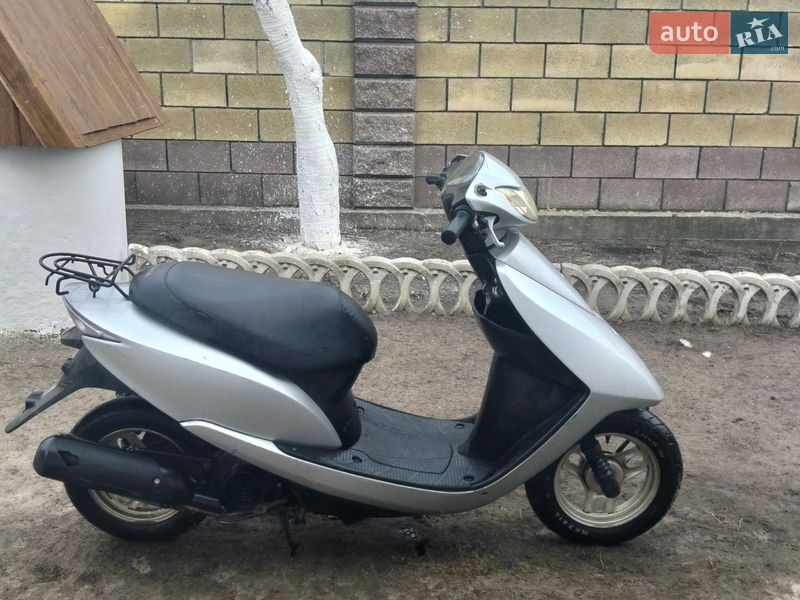 Вантажні моторолери, мотоцикли, скутери, мопеди Honda Dio AF-68 2015 в Рівному