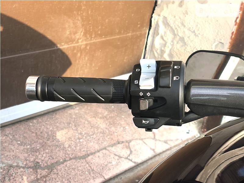 Мотоцикл Туризм Honda DN-01 2008 в Ровно фото 22 Мотоцикл Туризм Honda DN-01 2008 в Ровно