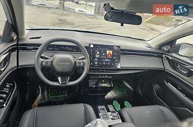 Внедорожник / Кроссовер Honda e:NP2 2024 в 