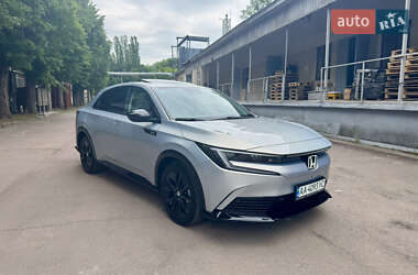 Седан Honda e:NP2 2024 в 