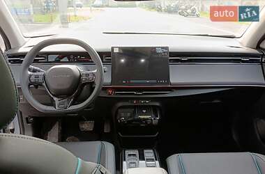 Позашляховик / Кросовер Honda e:NP2 2024 в 