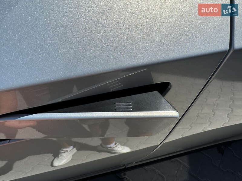 Внедорожник / Кроссовер Honda e:NP2 2025 в Ивано-Франковске