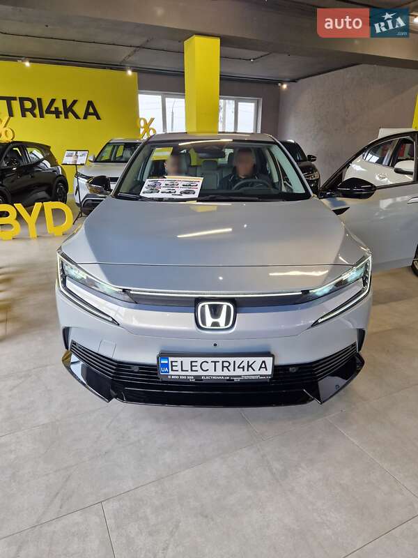 Honda e:NP2 2024