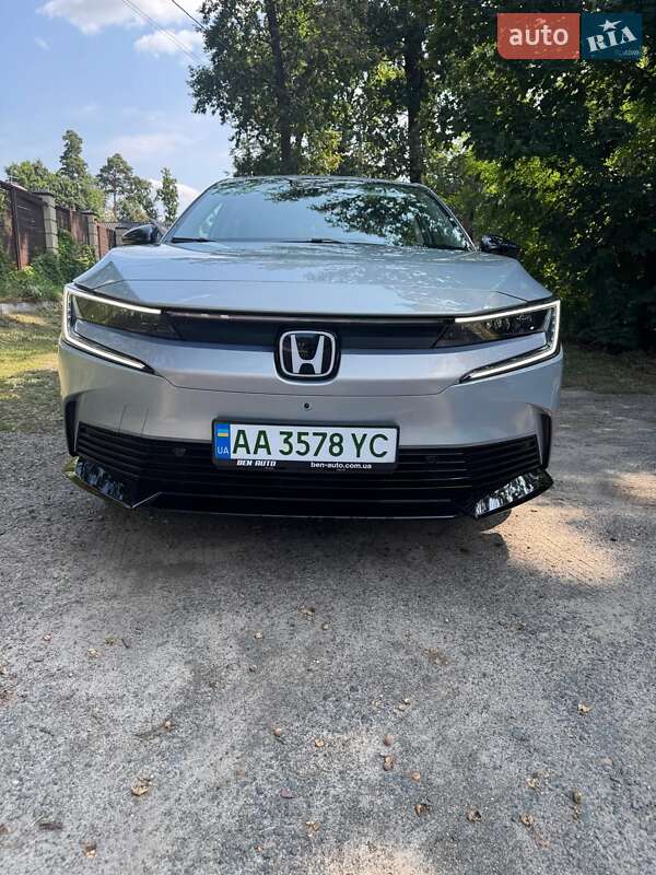 Honda e:NP2 2024