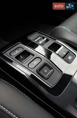 Внедорожник / Кроссовер Honda e:NP2 2024 в 