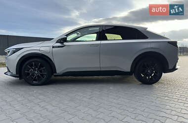 Внедорожник / Кроссовер Honda e:NP2 2024 в 