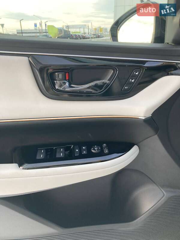 Внедорожник / Кроссовер Honda e:NP2 2024 в Львове