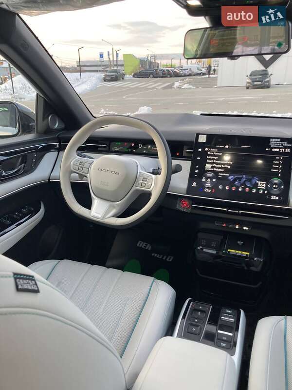 Внедорожник / Кроссовер Honda e:NP2 2024 в Львове