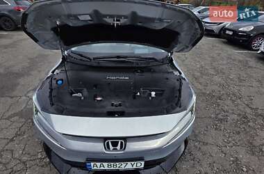 Внедорожник / Кроссовер Honda e:NP2 2025 в Киеве