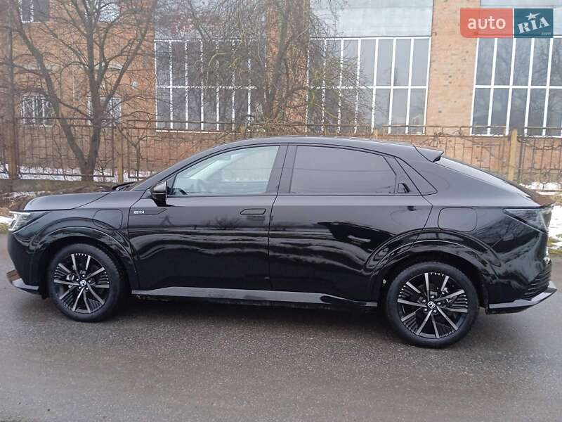 Внедорожник / Кроссовер Honda e:NP2 2025 в Черновцах