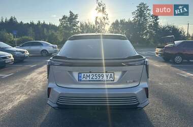Внедорожник / Кроссовер Honda e:NS2 2024 в 