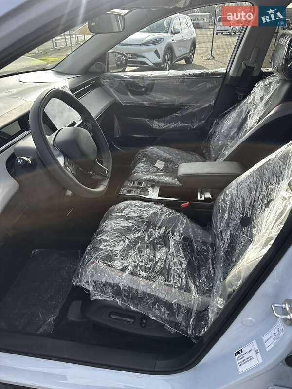 Внедорожник / Кроссовер Honda e:NS2 2025 в Киеве