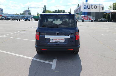 Внедорожник / Кроссовер Honda Element 2009 в 