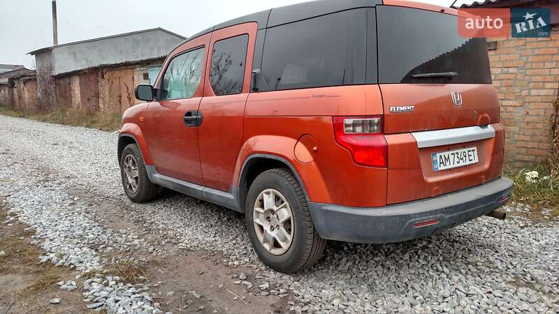 Внедорожник / Кроссовер Honda Element 2010 в Бердичеве