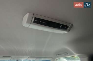 Минивэн Honda Elysion 2012 в 