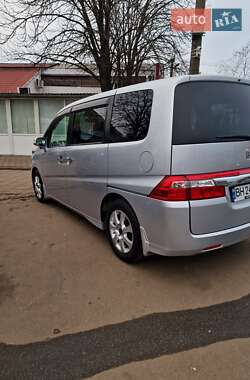 Минивэн Honda Elysion 2009 в 