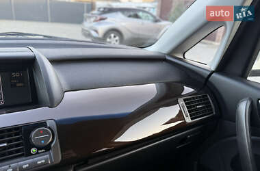 Минивэн Honda Elysion 2011 в 