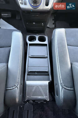 Минивэн Honda Elysion 2011 в 
