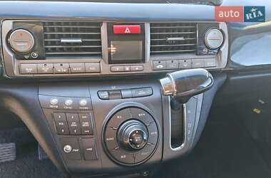 Минивэн Honda Elysion 2008 в 