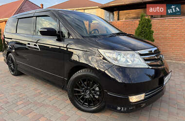 Минивэн Honda Elysion 2012 в 