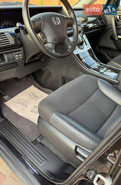 Минивэн Honda Elysion 2012 в 