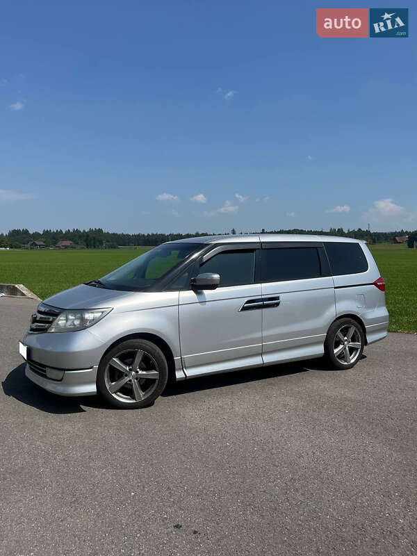 Минивэн Honda Elysion 2011 в Полтаве фото 2 Минивэн Honda Elysion 2011 в Полтаве