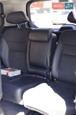 Мінівен Honda Elysion 2012 в 