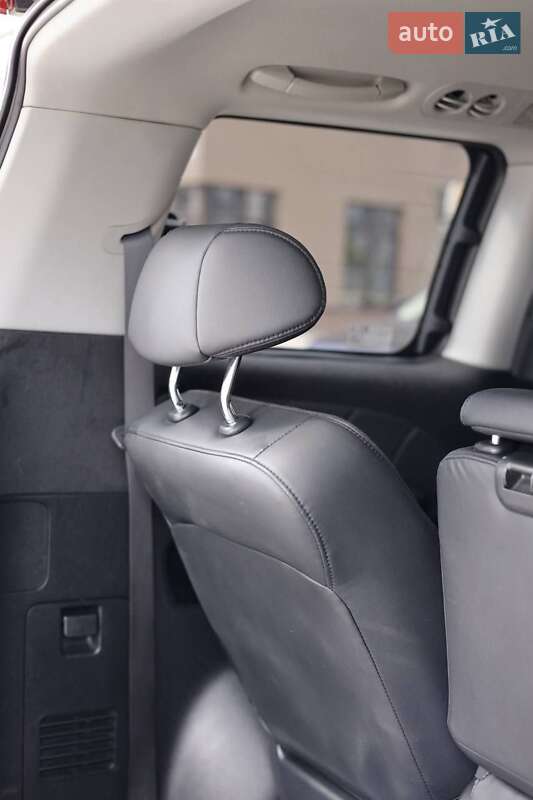 Минивэн Honda Elysion 2012 в Киеве фото 14 Минивэн Honda Elysion 2012 в Киеве