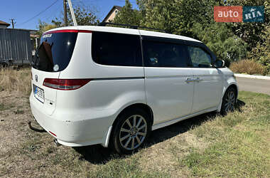Минивэн Honda Elysion 2004 в 