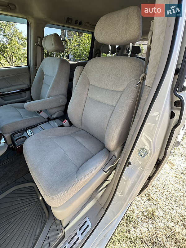 Минивэн Honda Elysion 2004 в Одессе