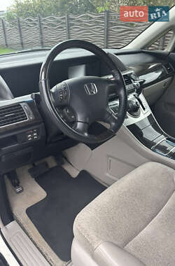 Минивэн Honda Elysion 2011 в 