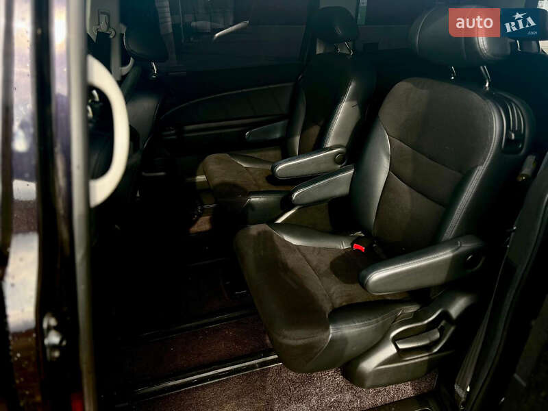 Минивэн Honda Elysion 2012 в Николаеве