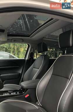 Внедорожник / Кроссовер Honda eNS1 2024 в 