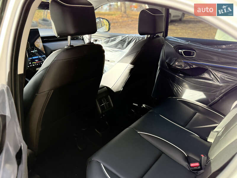 Позашляховик / Кросовер Honda eNS1 2024 в Львові фото 12 Позашляховик / Кросовер Honda eNS1 2024 в Львові