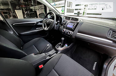 Хетчбек Honda Fit 2018 в 