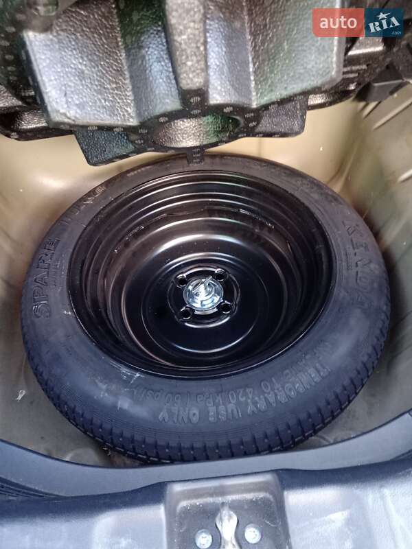 Хетчбек Honda Fit 2015 в Тернополі