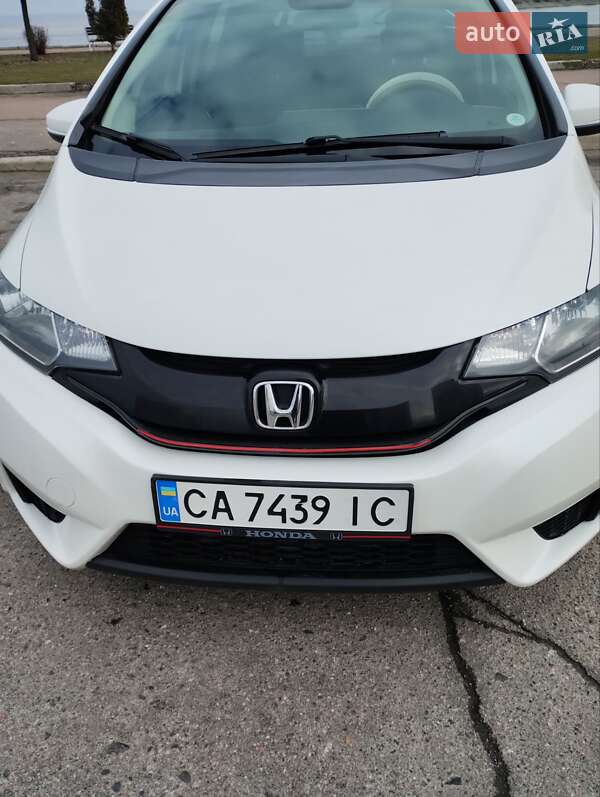 Хетчбек Honda Fit 2015 в Черкасах