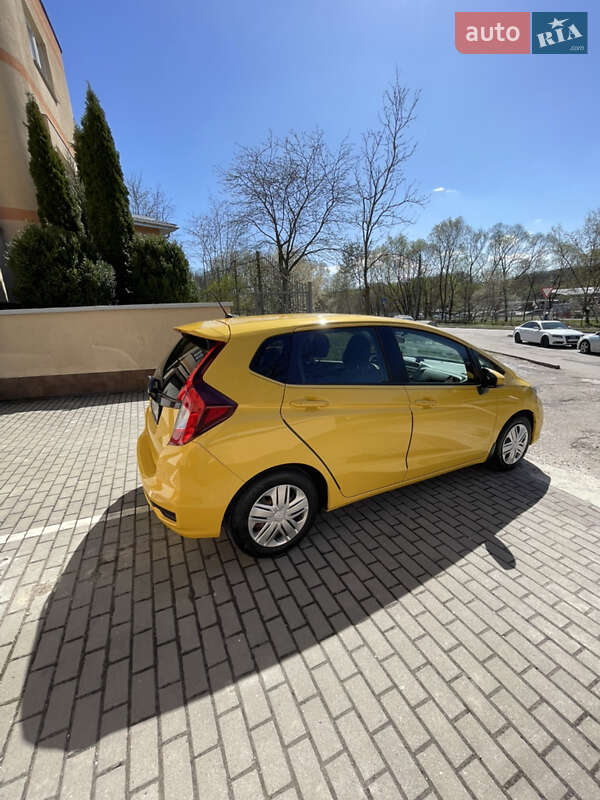 Хэтчбек Honda Fit 2018 в Львове