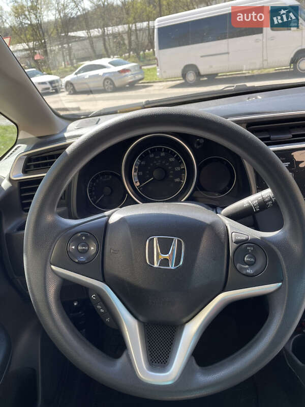 Хэтчбек Honda Fit 2018 в Львове