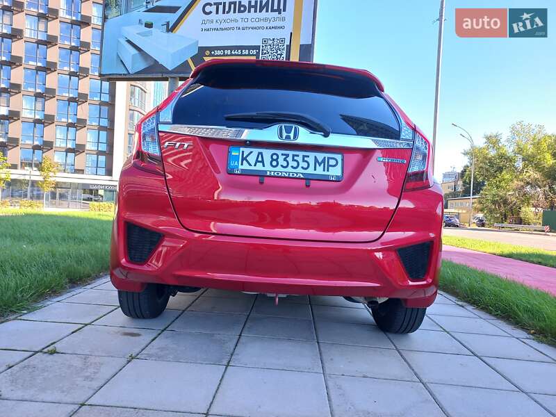 Хетчбек Honda Fit 2016 в Києві