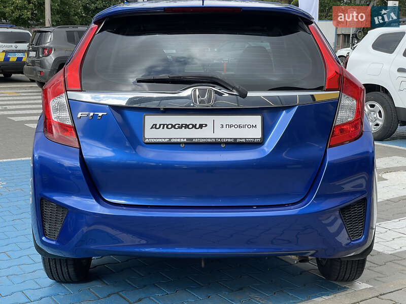 Хэтчбек Honda Fit 2015 в Одессе