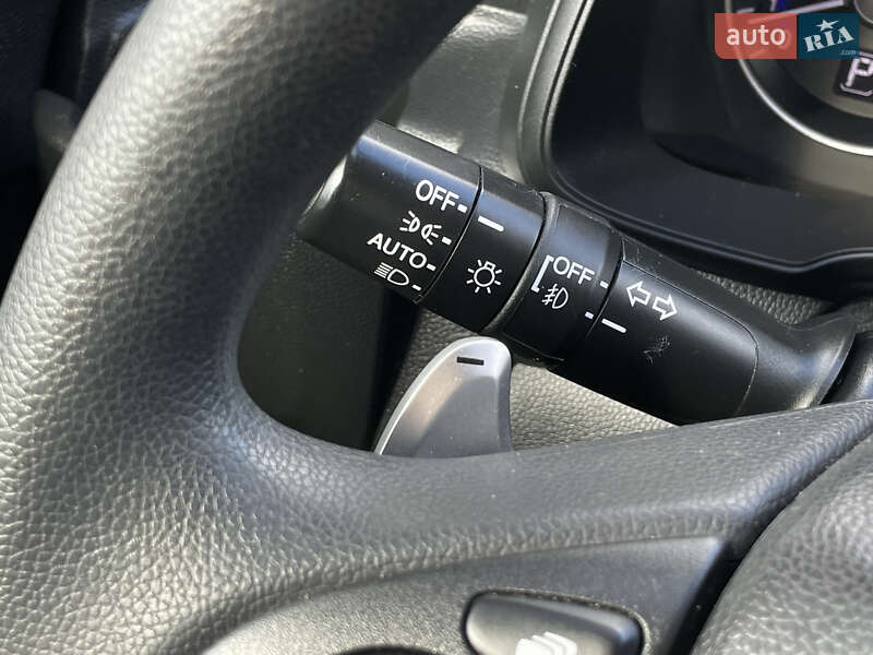 Хэтчбек Honda Fit 2015 в Одессе
