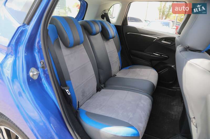 Хэтчбек Honda Fit 2017 в Харькове