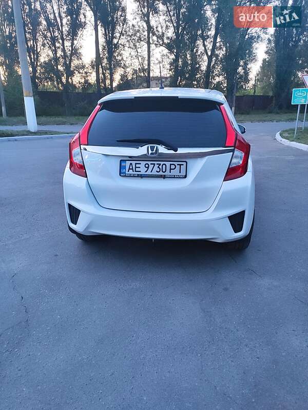 Хэтчбек Honda Fit 2015 в Днепре