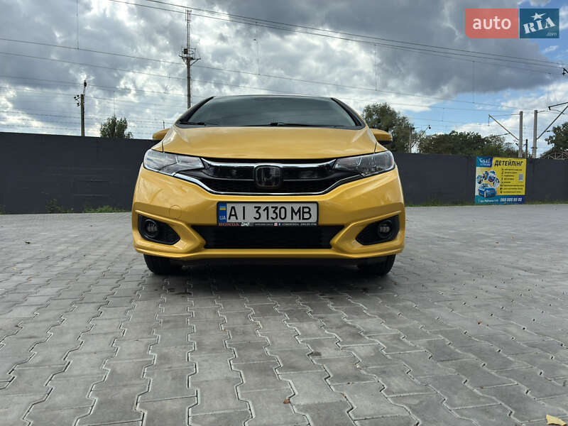 Хэтчбек Honda Fit 2017 в Киеве